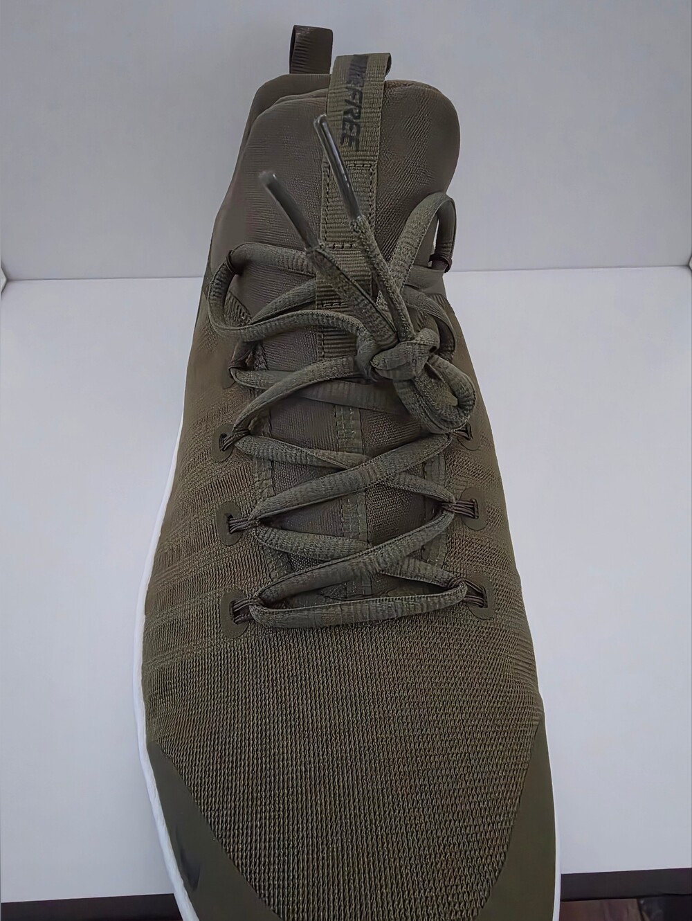 Men's Olive Green Lightweight Athletic Sneakers - Picture 3 of 4